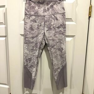 NWOT Lululemon Wunder under high-rise crop 23”scalloped leggings size 6.